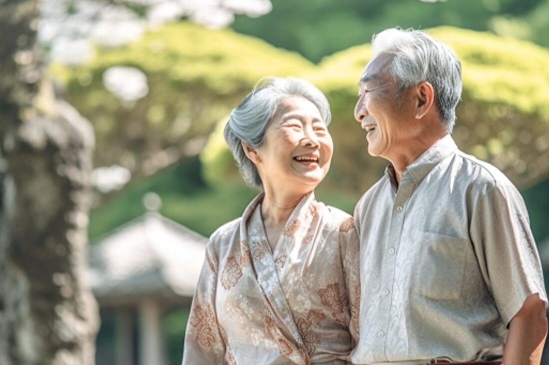 穏やかに寄り添うご夫婦